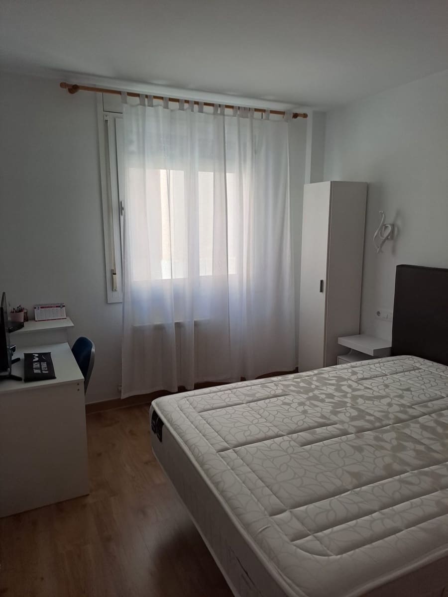 3 bedroom Apartment for sale in Blanes with garage - € 246,750 (Ref: 10078935)