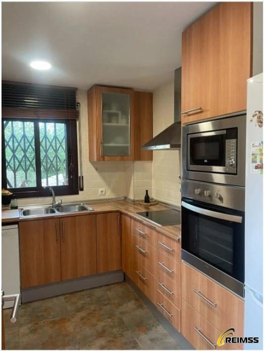 4 sypialnia Willa na sprzedaż w Macanet de la Selva z basenem garażem - 309 750 € (Ref: 10079794)