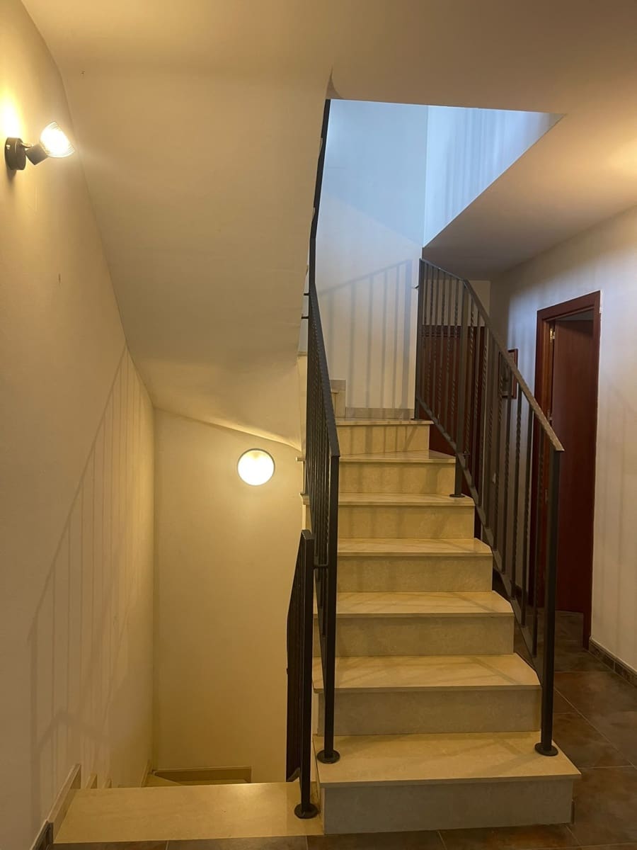 4 bedroom Villa for sale in Massanes with pool garage - € 309,750 (Ref: 10079794)