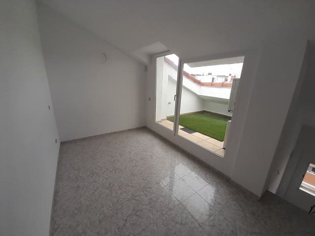 3 soveværelse Lejlighed til salg i Mas Baell - Can Carbó, Lloret de Mar med swimmingpool garage - € 245.000 (Ref: 10085451)