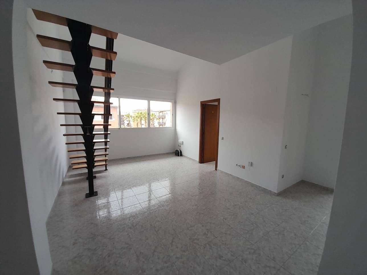 3 soveværelse Lejlighed til salg i Lloret de Mar med swimmingpool garage - € 245.000 (Ref: 10085451)