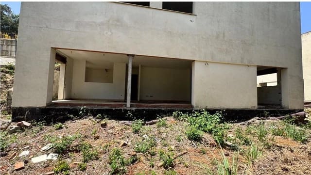2 quarto Moradia para venda em Maçanet de la Selva com piscina garagem - 168 000 € (Ref: 10121045)