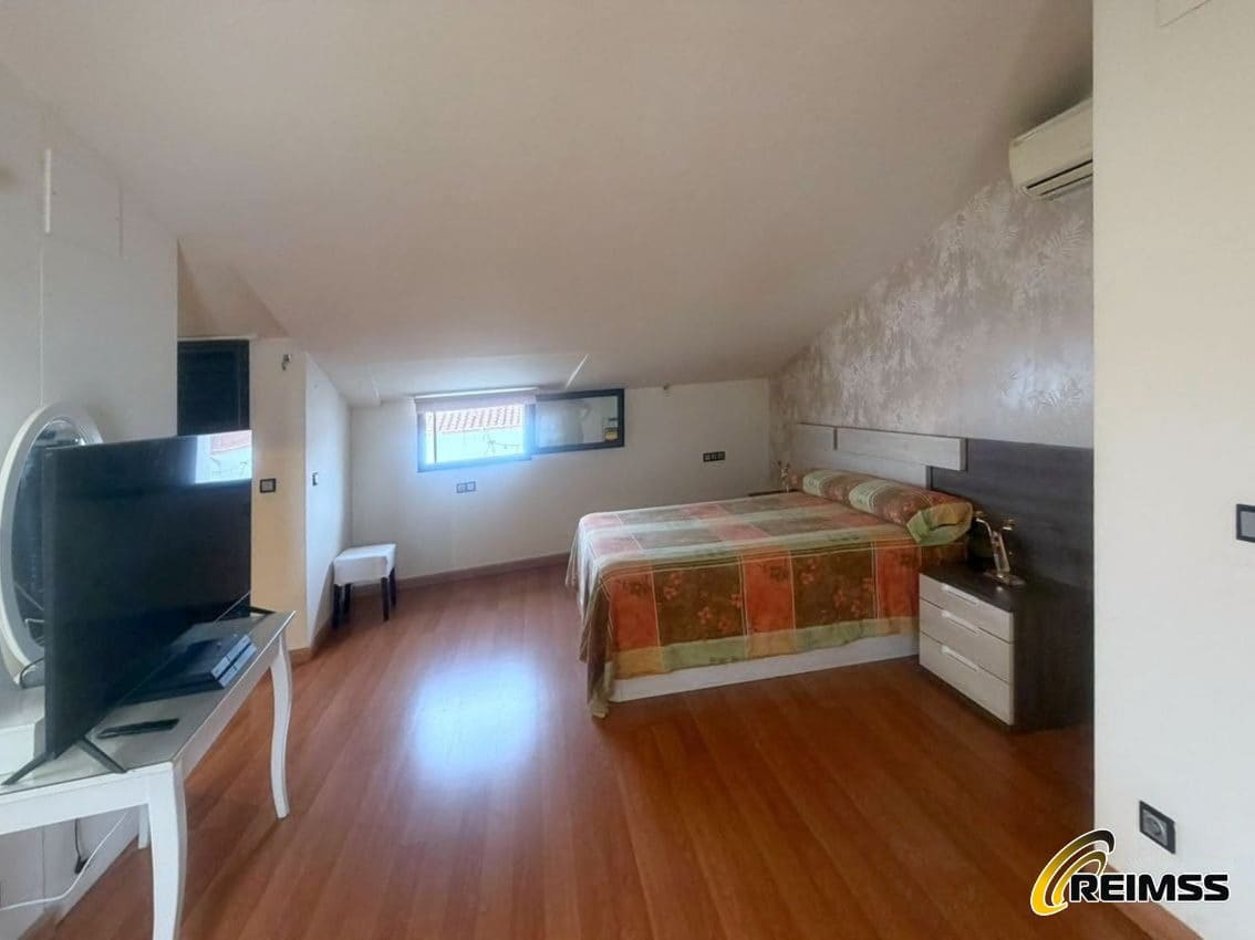 3 bedroom Apartment for sale in Tordera - € 289,000 (Ref: 10131042)