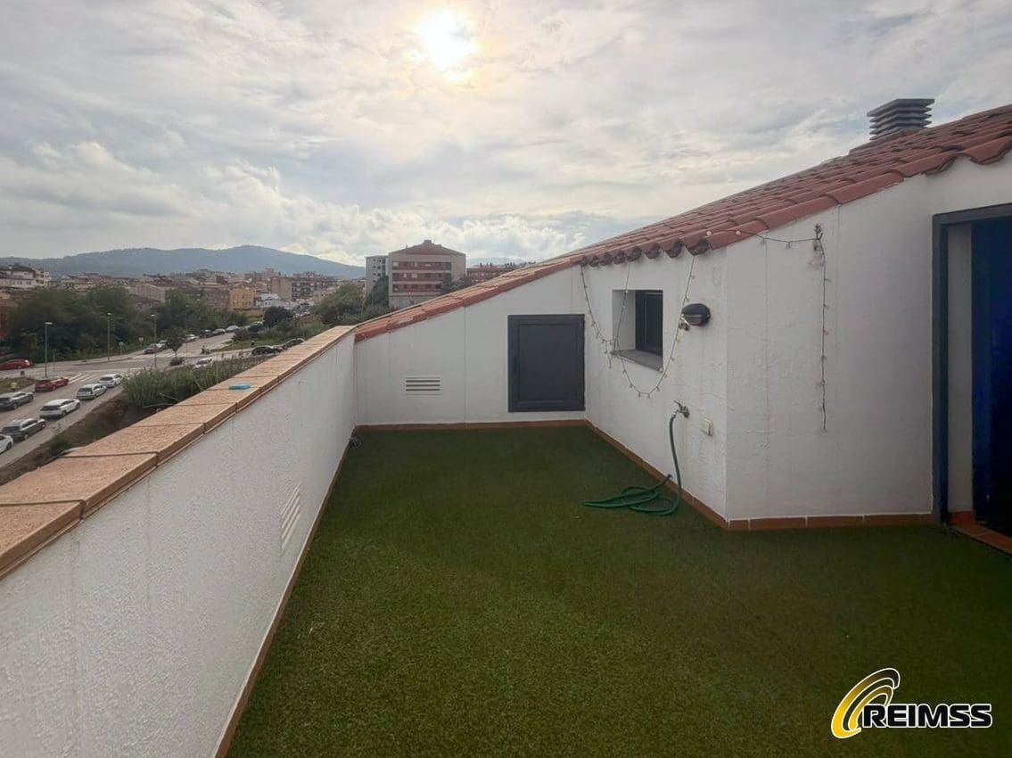 3 bedroom Apartment for sale in Tordera - € 289,000 (Ref: 10131042)
