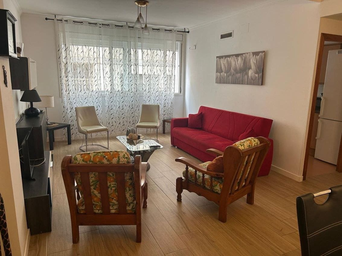 4 bedroom Apartment for sale in Lloret de Mar - € 290,000 (Ref: 10135100)