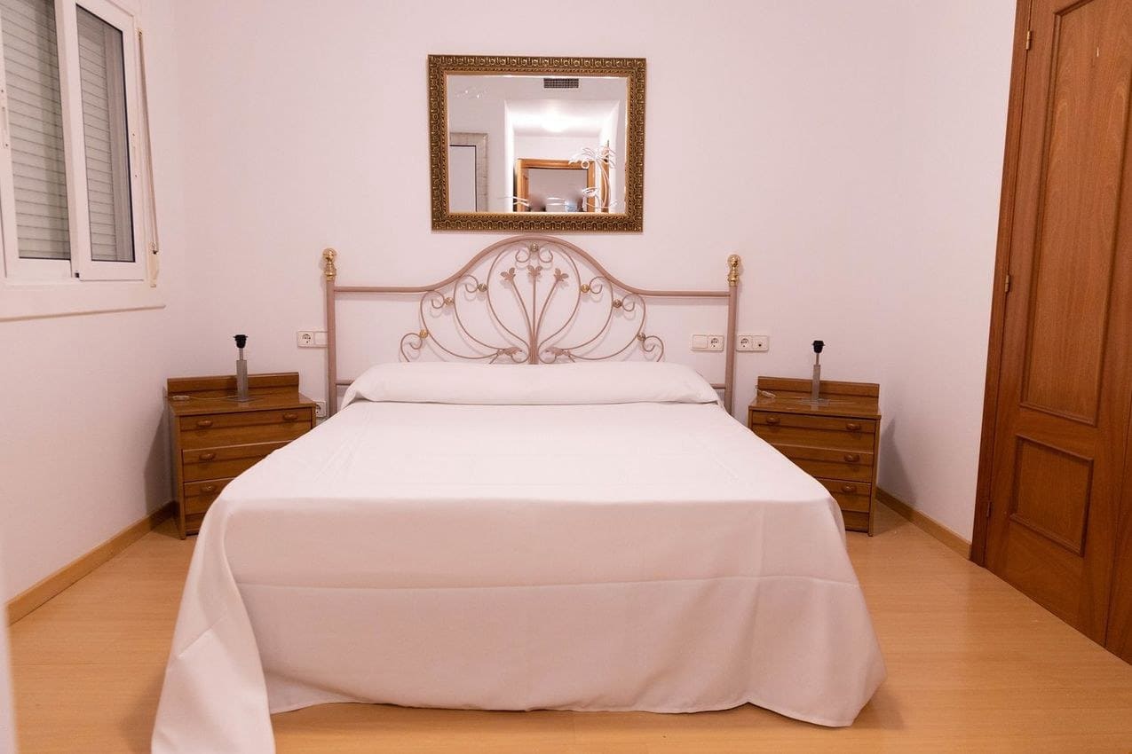 4 bedroom Apartment for sale in Lloret de Mar - € 290,000 (Ref: 10135100)