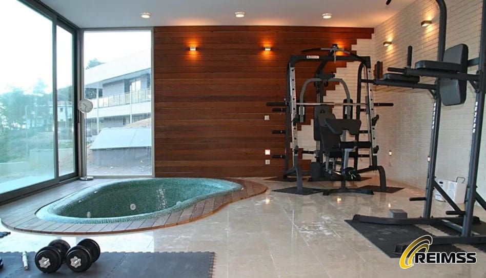 4 bedroom Villa for sale in Blanes with pool garage - € 2,460,000 (Ref: 10144901)