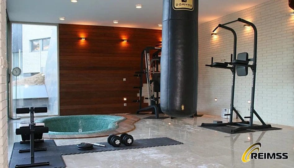 4 bedroom Villa for sale in Blanes with pool garage - € 2,460,000 (Ref: 10144901)