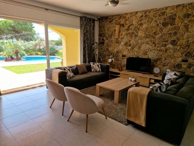 4 chambre Villa/Maison à vendre à Maçanet de la Selva avec piscine garage - 585 000 € (Ref: 10154439)