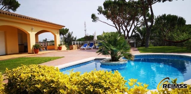 4 chambre Villa/Maison à vendre à Maçanet de la Selva avec piscine garage - 585 000 € (Ref: 10154439)