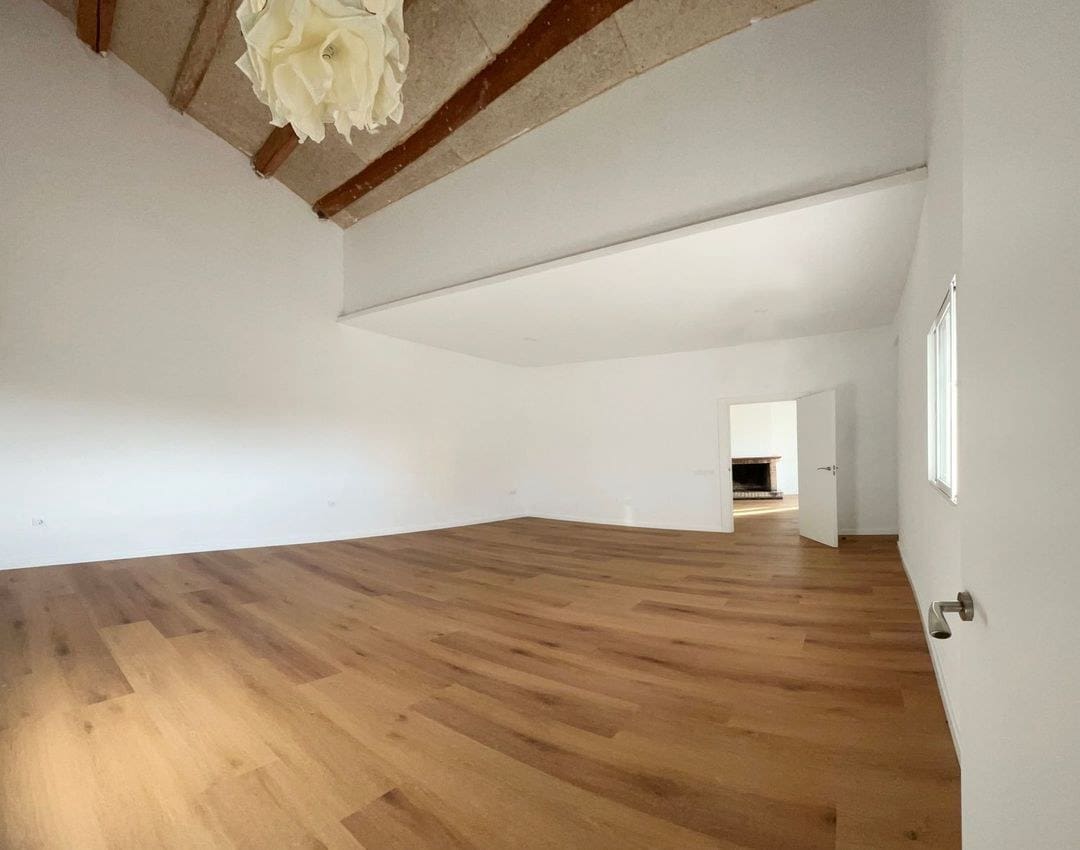 6 bedroom Villa for sale in Llagostera - € 367,500 (Ref: 10157037)