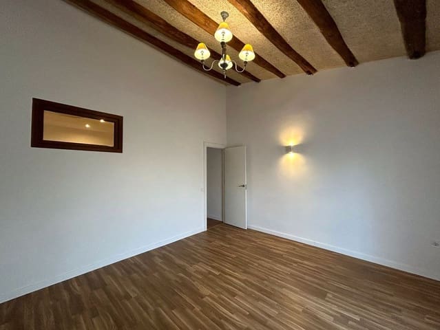 6 sovrum Villa till salu i Llagostera - 367 500 € (Ref: 10157037)