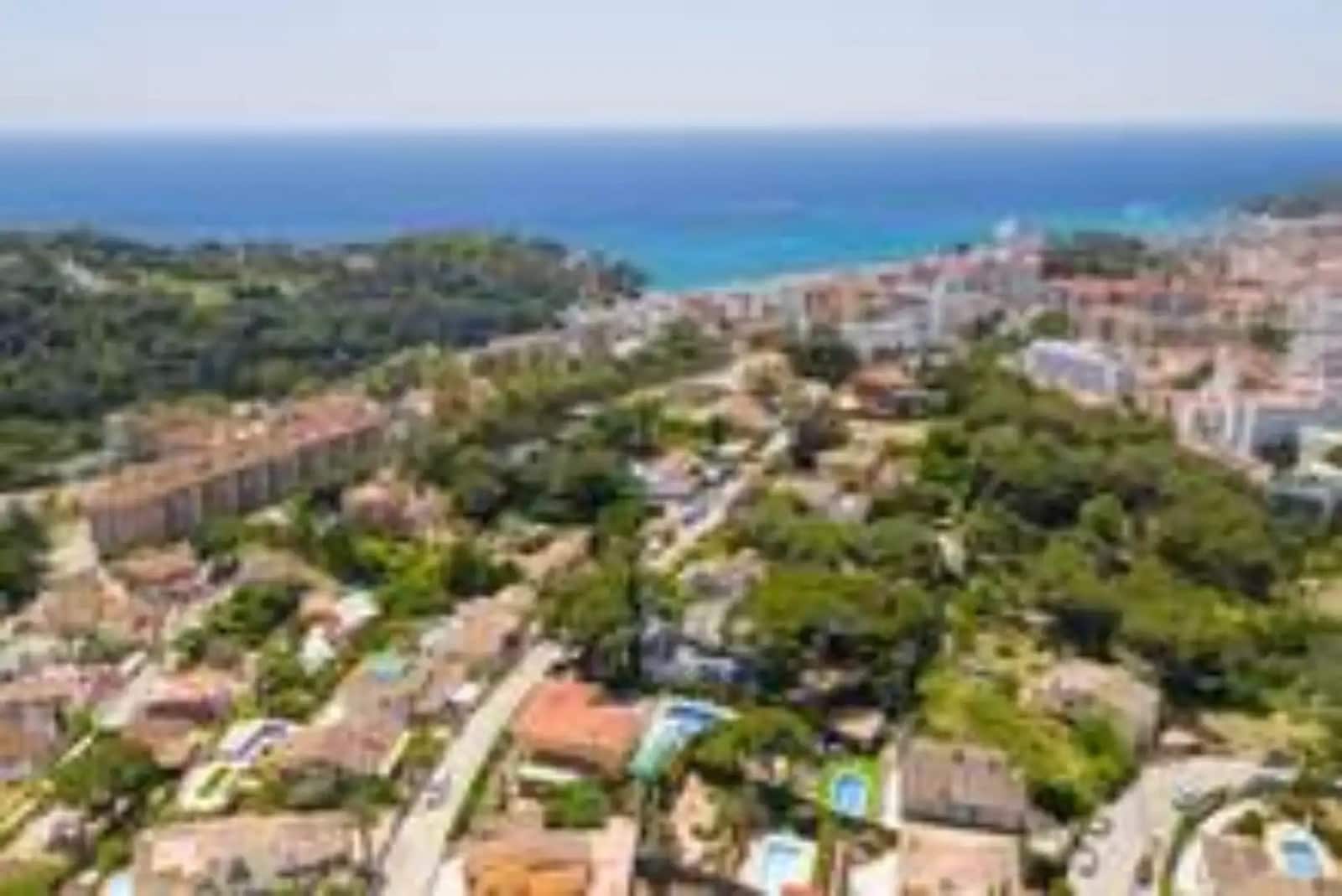 5 soveværelse Villa til salg i Lloret de Mar med swimmingpool garage - € 749.000 (Ref: 10165814)