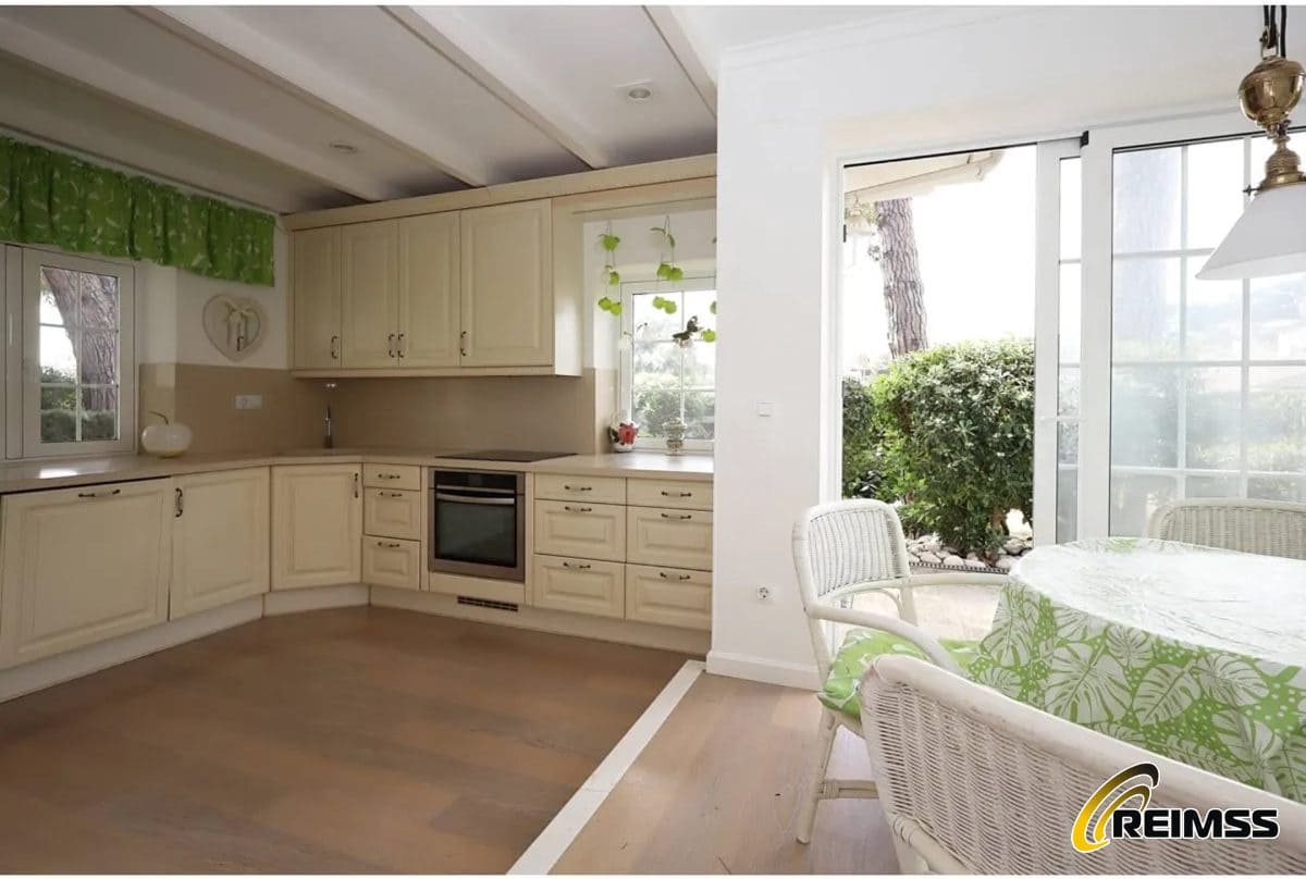 5 quarto Moradia para venda em Lloret de Mar com piscina garagem - 749 000 € (Ref: 10165814)