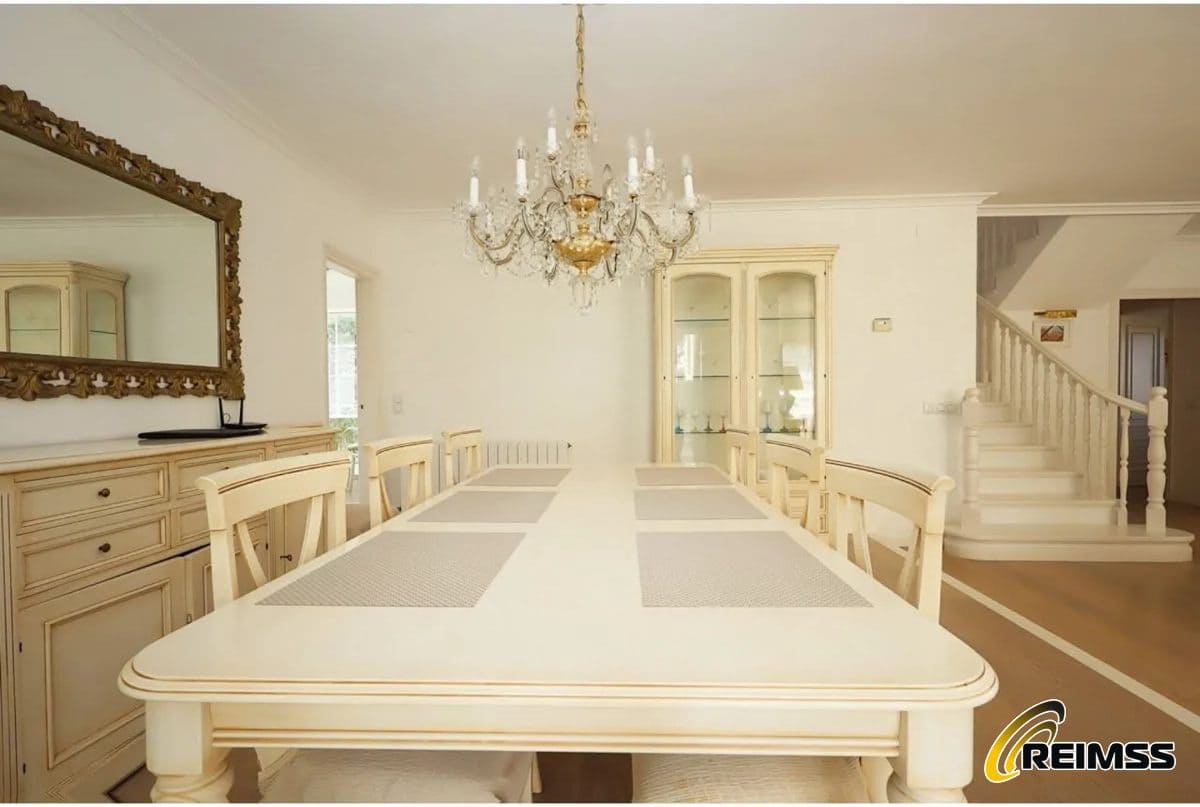 5 quarto Moradia para venda em Lloret de Mar com piscina garagem - 749 000 € (Ref: 10165814)