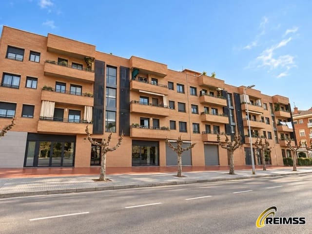 3 slaapkamer Appartement te koop in Urbanitzacions del Nord, Lloret de Mar met zwembad garage - € 357.000 (Ref: 10167516)