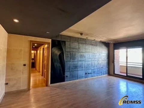Apartamento de 3 habitaciones en Lloret de Mar en venta con piscina garaje - 357.000 € (Ref: 10167516)