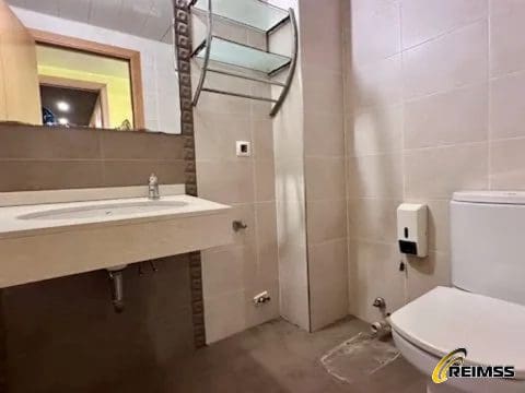 Apartamento de 3 habitaciones en Lloret de Mar en venta con piscina garaje - 357.000 € (Ref: 10167516)