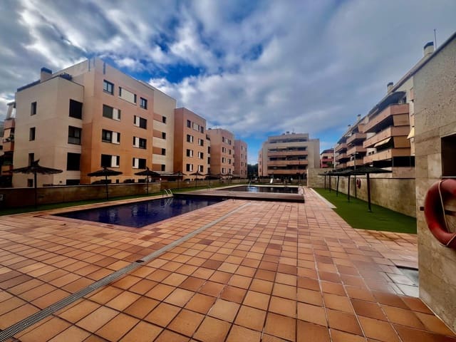 3 quarto Apartamento para venda em Fenals, Lloret de Mar com piscina garagem - 357 000 € (Ref: 10169249)