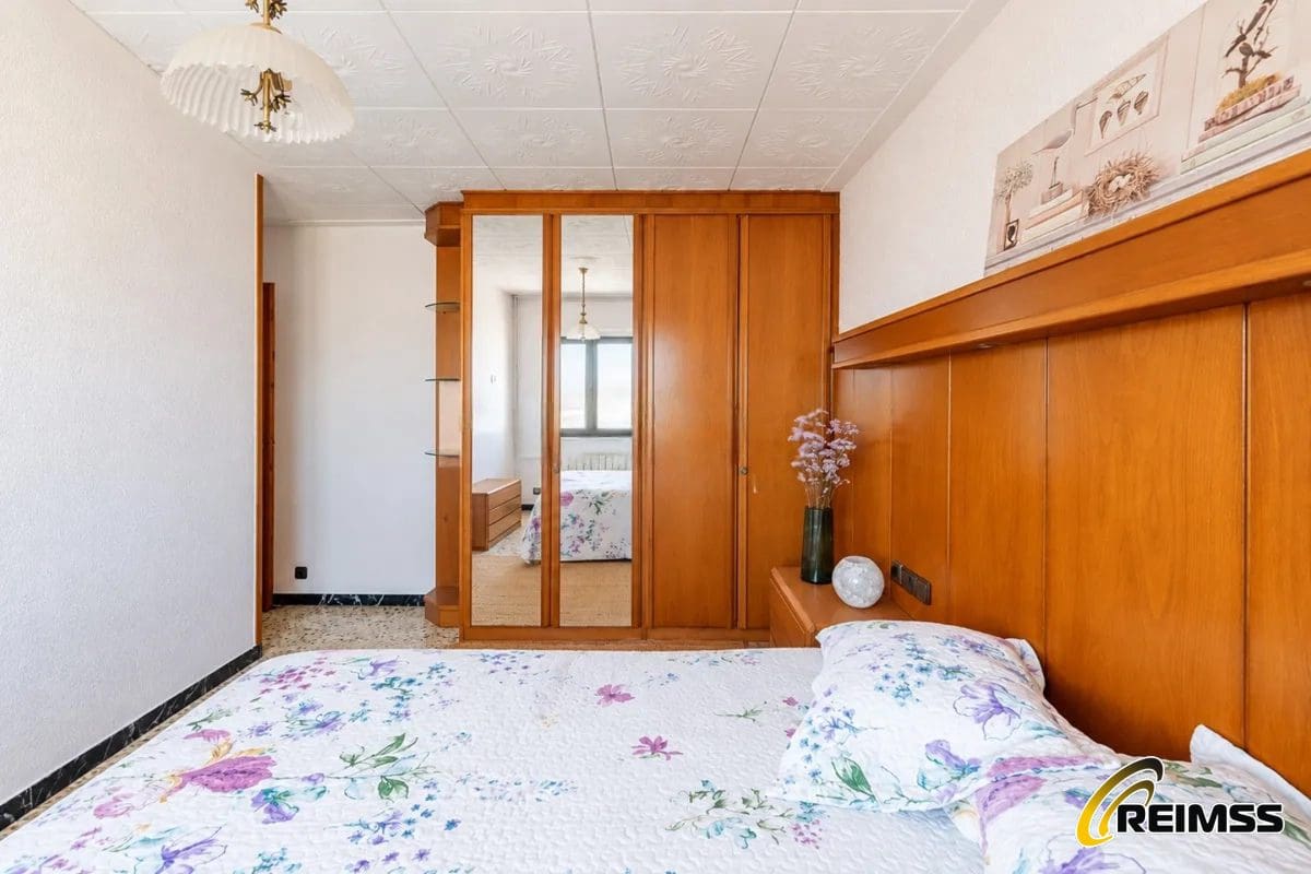 Apartamento de 3 habitaciones en Blanes en venta - 192.500 € (Ref: 10170392)