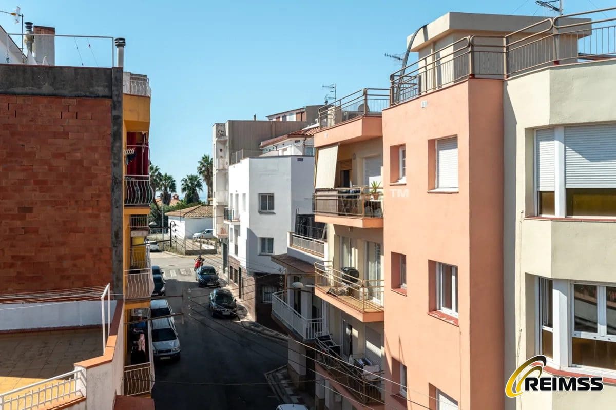 Apartamento de 3 habitaciones en Blanes en venta - 192.500 € (Ref: 10170392)