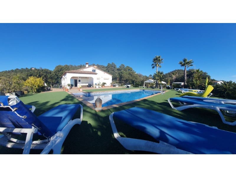 5 soveværelse Villa til salg i Lloret de Mar - € 629.000 (Ref: 5236274)