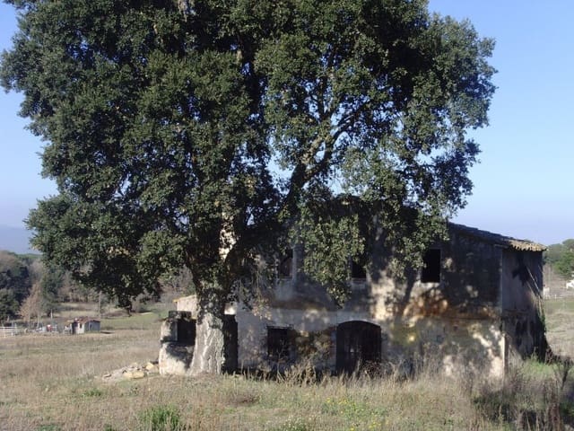 Villa til salgs i Maçanet de la Selva - € 300 000 (Ref: 5236284)