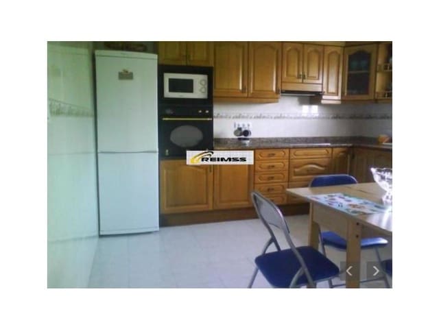 5 soverom Villa til salgs i Vidreres med garasje - € 470 000 (Ref: 5236301)