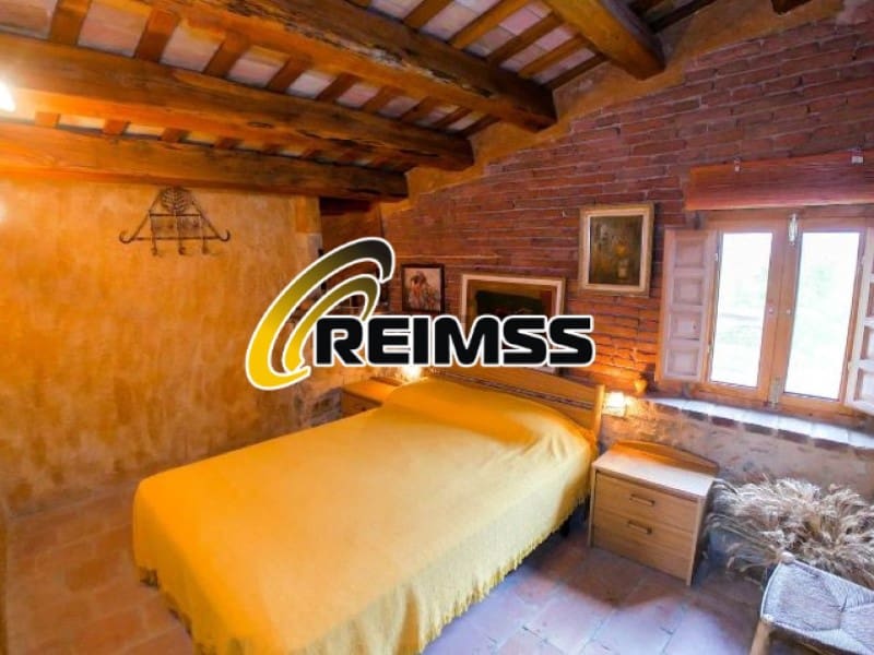 5 soveværelse Villa til salg i Caldes de Malavella - € 750.000 (Ref: 5236323)