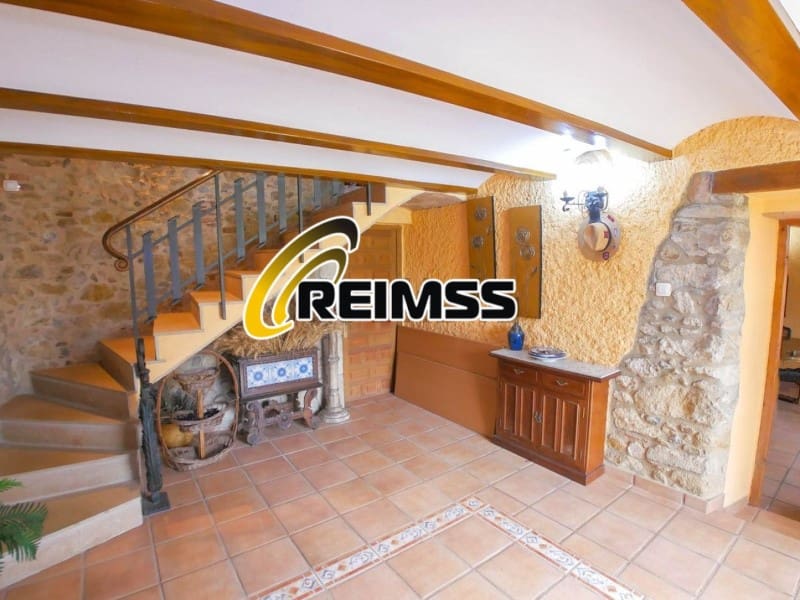 5 soveværelse Villa til salg i Caldes de Malavella - € 750.000 (Ref: 5236323)