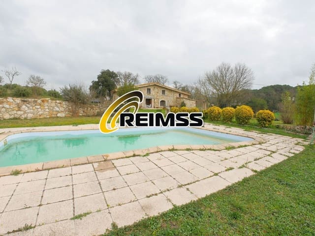 5 chambre Villa/Maison à vendre à Caldes de Malavella avec piscine - 736 000 € (Ref: 5236323)