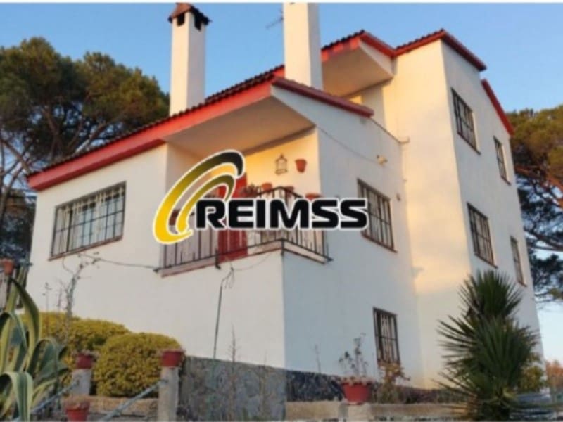 4 soveværelse Villa til salg i Macanet de la Selva med garage - € 290.000 (Ref: 5236355)