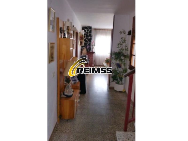 4 soveværelse Villa til salg i Macanet de la Selva med garage - € 290.000 (Ref: 5236355)