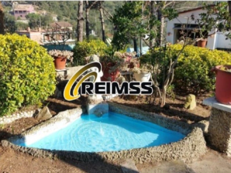 4 soveværelse Villa til salg i Macanet de la Selva med garage - € 290.000 (Ref: 5236355)