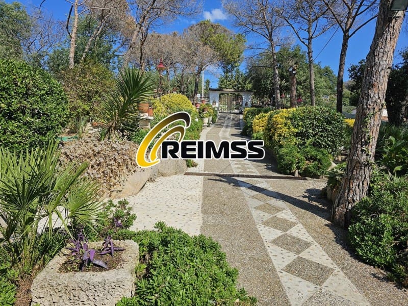 4 soveværelse Villa til salg i Macanet de la Selva med garage - € 290.000 (Ref: 5236355)