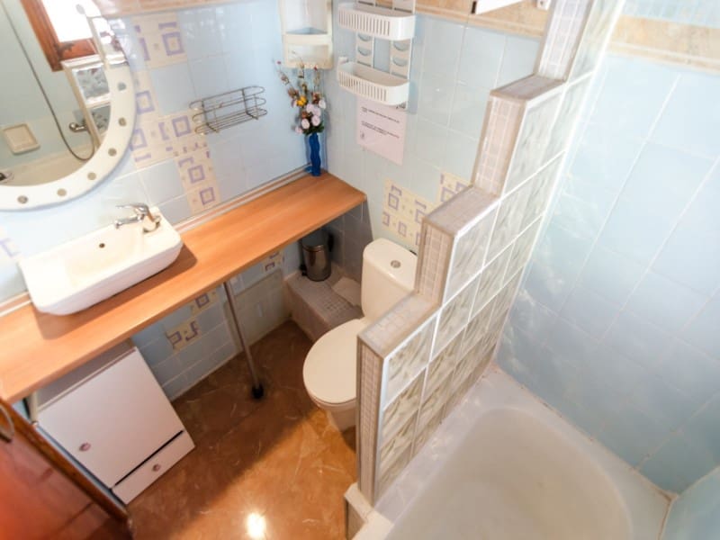 3 bedroom Villa for sale in Lloret de Mar with garage - € 390,000 (Ref: 5236416)