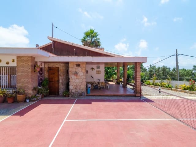 3 bedroom Villa for sale in Urbanitzacions del Nord, Lloret de Mar with garage - € 390,000 (Ref: 5236416)