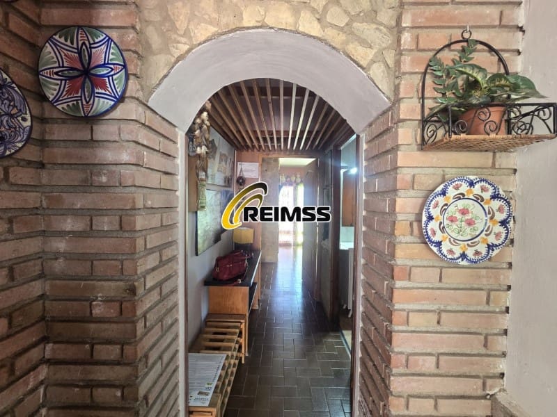 3 bedroom Villa for sale in Lloret de Mar with garage - € 390,000 (Ref: 5236416)