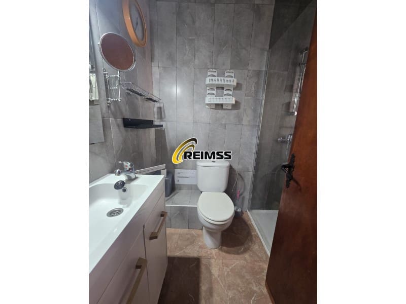 3 bedroom Villa for sale in Lloret de Mar with garage - € 390,000 (Ref: 5236416)