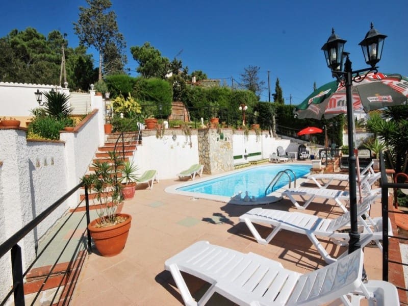3 bedroom Villa for sale in Lloret de Mar with pool garage - € 379,000 (Ref: 5236416)