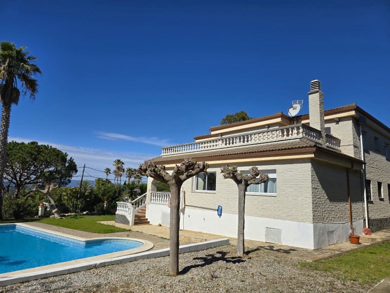 8 quarto Moradia para venda em Lloret de Mar com garagem - 840 000 € (Ref: 5236442)