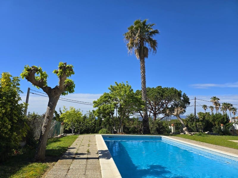 8 quarto Moradia para venda em Lloret de Mar com garagem - 840 000 € (Ref: 5236442)