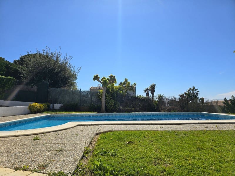 8 quarto Moradia para venda em Lloret de Mar com piscina garagem - 840 000 € (Ref: 5236442)