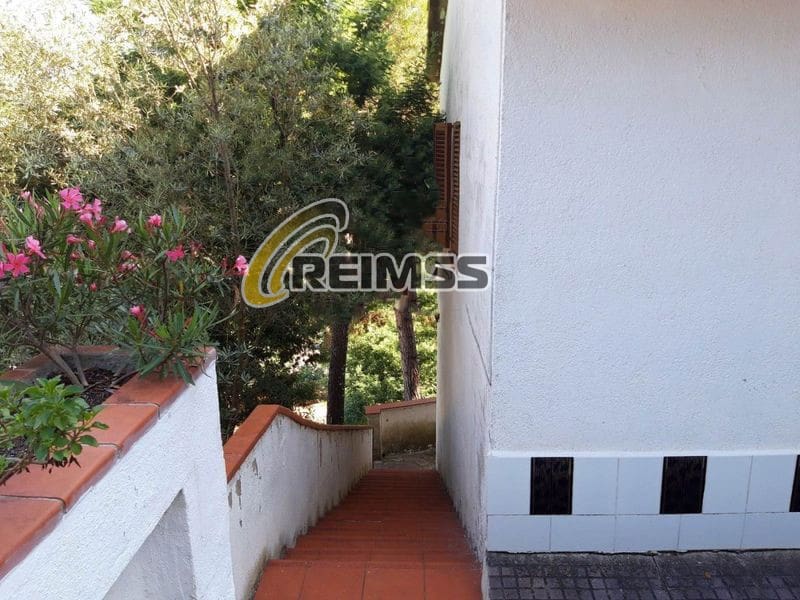 4 soveværelse Villa til salg i Lloret de Mar - € 234.000 (Ref: 5236470)