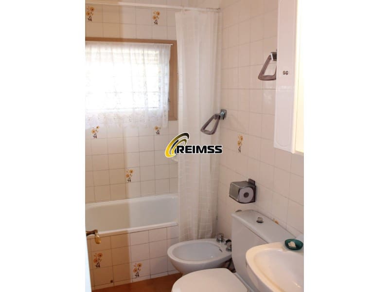 4 soveværelse Villa til salg i Lloret de Mar - € 234.000 (Ref: 5236470)