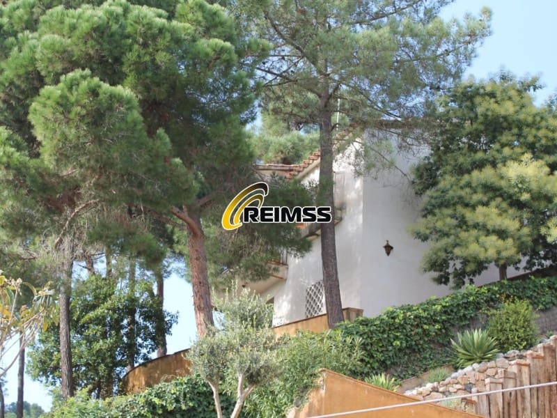 4 soveværelse Villa til salg i Lloret de Mar - € 234.000 (Ref: 5236470)