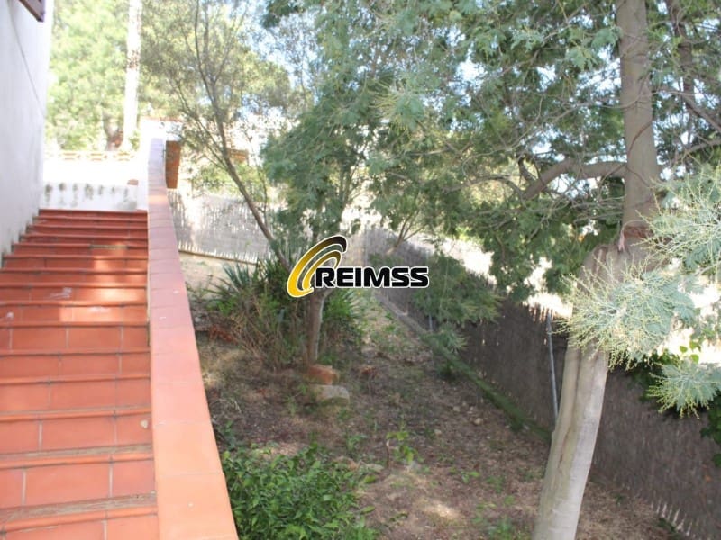 4 soveværelse Villa til salg i Lloret de Mar - € 234.000 (Ref: 5236470)