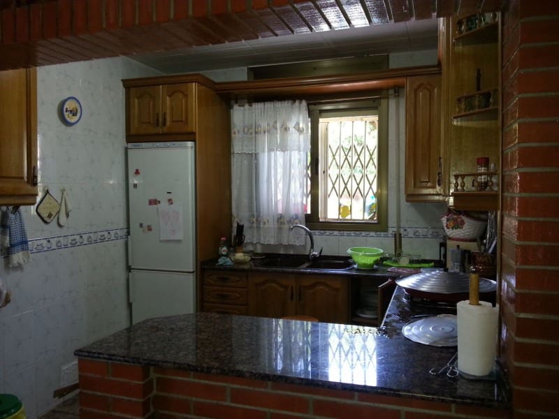 5 soveværelse Villa til salg i Macanet de la Selva med garage - € 259.000 (Ref: 5236544)