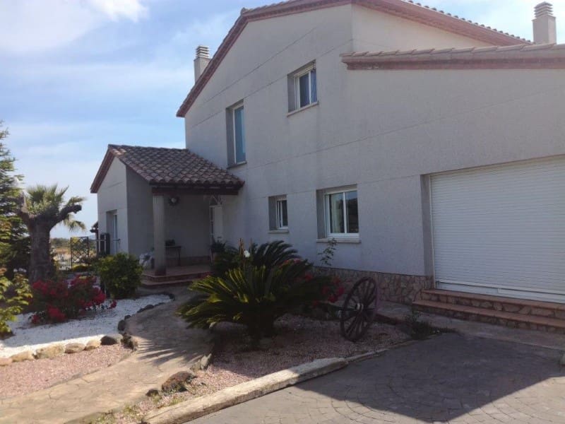 6 soveværelse Villa til salg i Macanet de la Selva med garage - € 445.000 (Ref: 5236559)