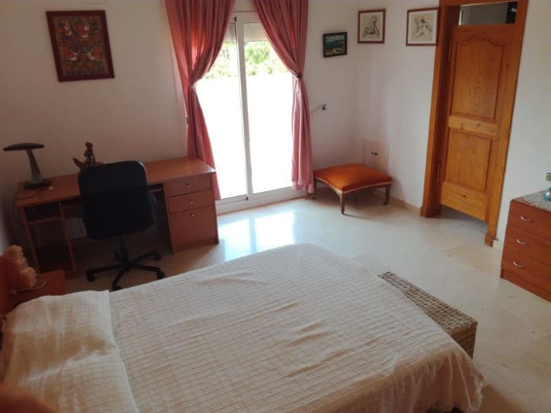 6 soveværelse Villa til salg i Macanet de la Selva med garage - € 445.000 (Ref: 5236559)